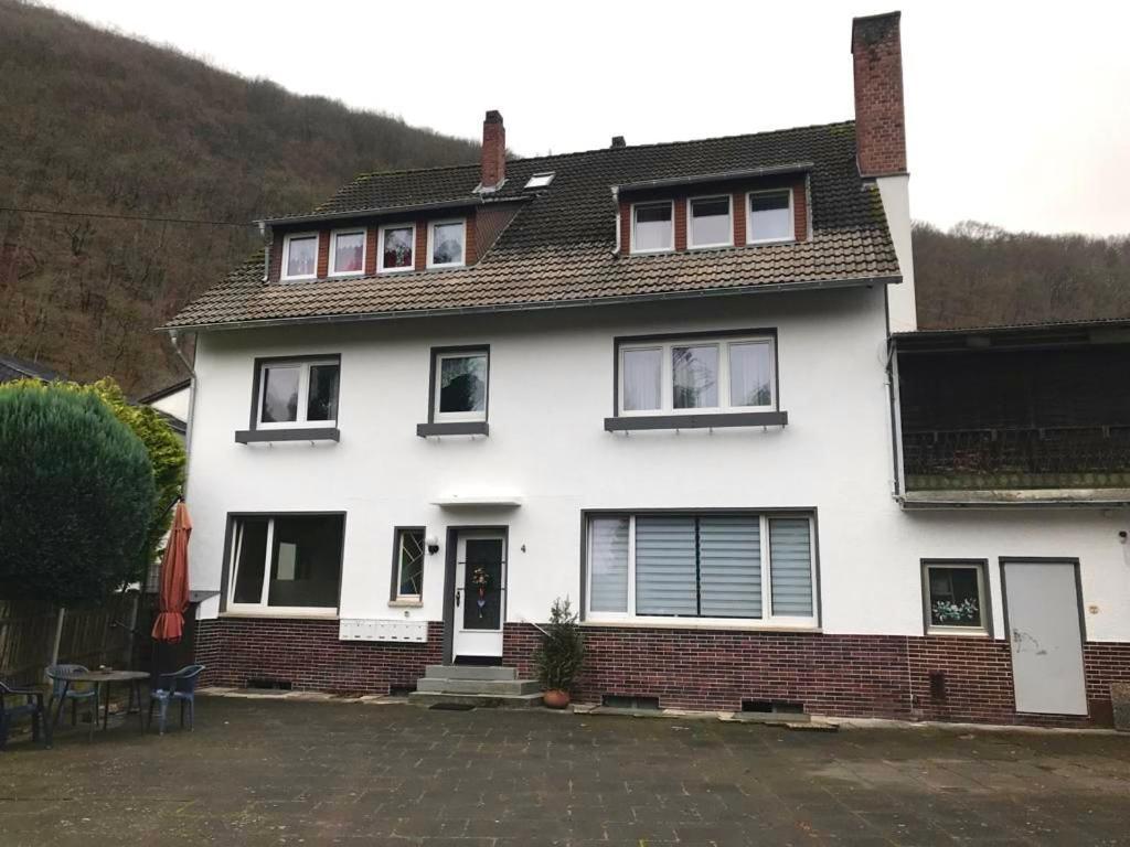 Apartments zum stillen Winkel Niederbreitbach Exterior foto