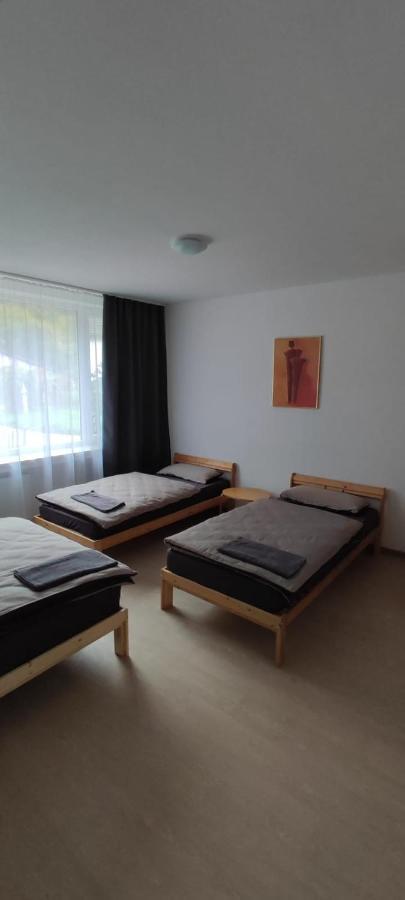 Apartments zum stillen Winkel Niederbreitbach Exterior foto